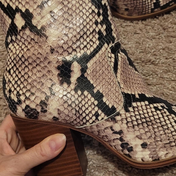 ALDO snake print western style boots - Picture 6 of 10